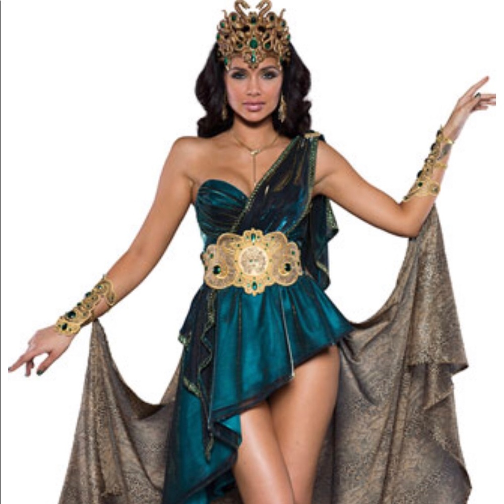 Mesmerizing Medusa costume